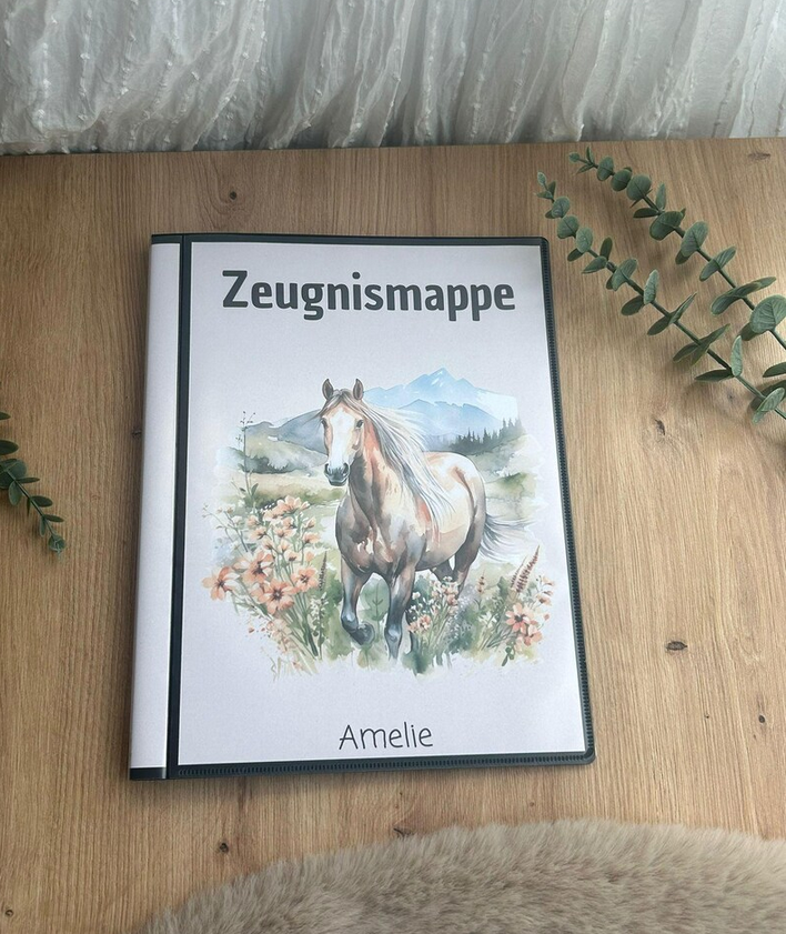 Zeugnismappe Pferdemotiv personalisiert mit Namen – Hardcover Grundschule