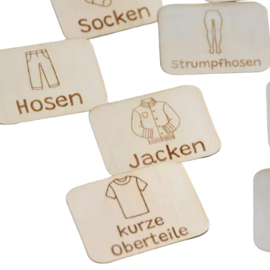 Schrankbeschriftung für Kinder Holzetiketten mit Gravur Rechteckig für Kleiderschrank