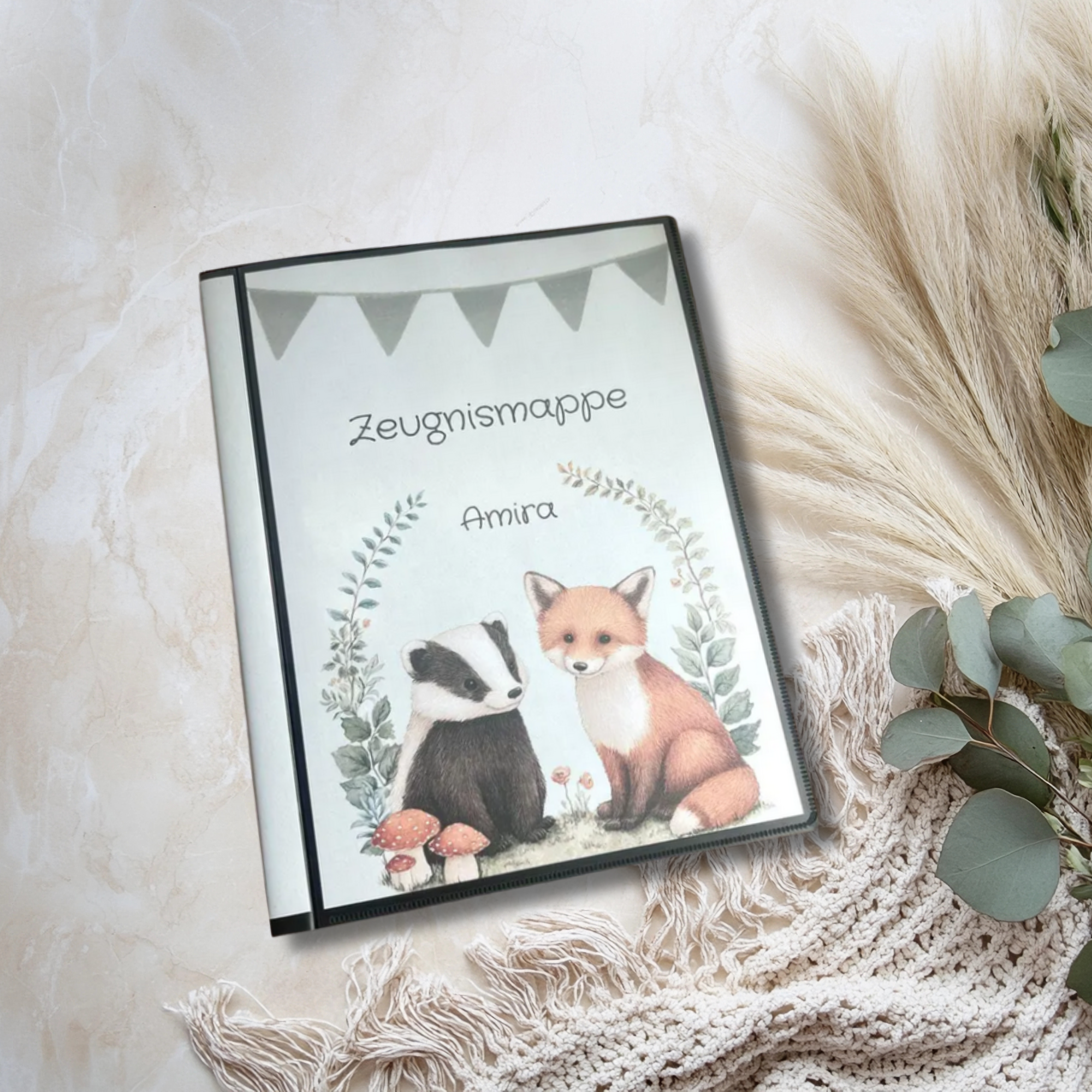 Personalisierte Zeugnismappe Waldtiere – Nahansicht Fuchs mit Name des Kindes, Hardcover