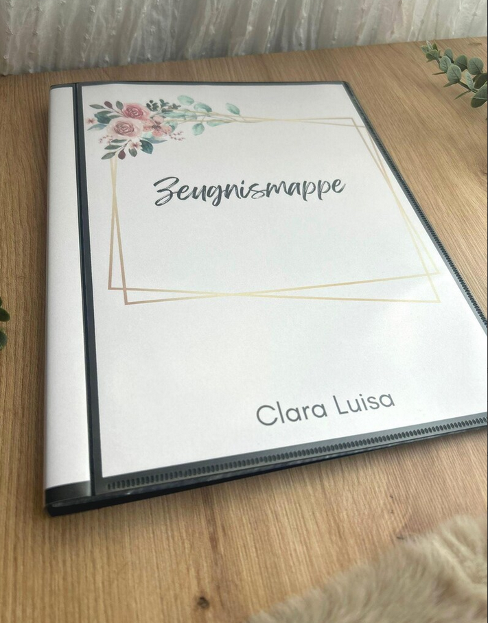 Nahansicht personalisierte Zeugnismappe Hardcover – dokumentenechte Folien für Kinder