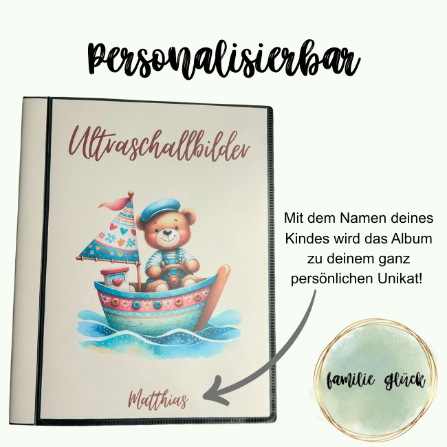 Ultraschallalbum Matrosen Bär auf Holztisch mit Eukalyptus – Hardcover, Geschenk zur Geburt