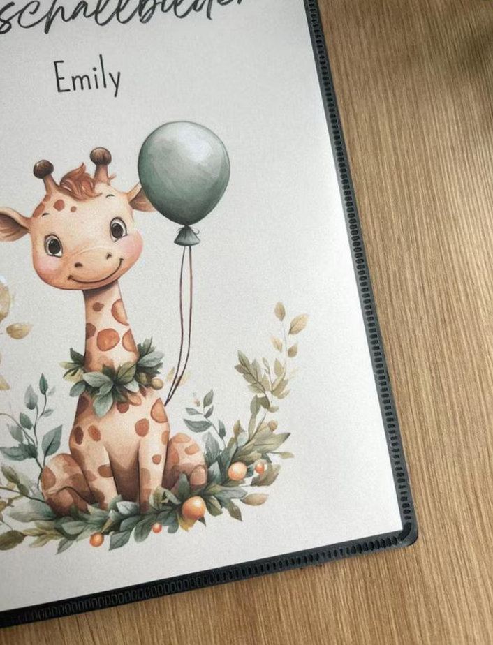 Stabiles Hardcover mit niedlicher Giraffe auf dem Cover